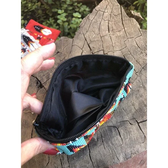 Handmade Southwestern Beaded hand bag - Picture 8 of 11